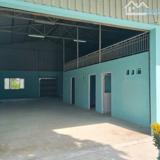 Cho thuê kho xưởng bãi 400m² gần khu công nghiệp Trà Nóc 10 triệu - 1