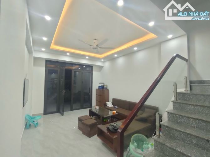 Bán căn góc 3 tầng 50m2 Quỳnh Cư, Hùng Vương, Hồng Bàng - 1