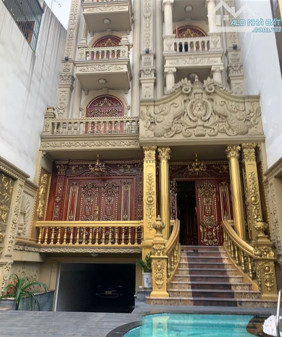 🏰 Biệt Thự Dát Vàng 🏰🔥33 Tỷ🔥 Quận Gò Vấp , DT: 8x22m , Hầm + 5 Tầng+ Thang Máy - 1