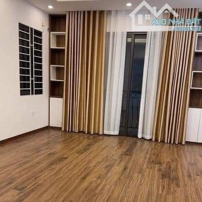 Bán nhà Phạm Văn Đồng, 38m2, phân lô, ô tô, nội thất chủ tặng,  nhỉnh 4tỷ. - 2