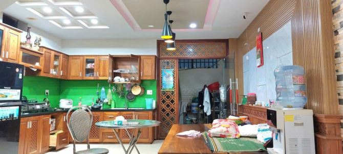 Nhà đẹp, mặt phố An Xuân, Đà Nẵng, 105m2 ngang 5m, 3 tầng 3 PN 3WC - 3