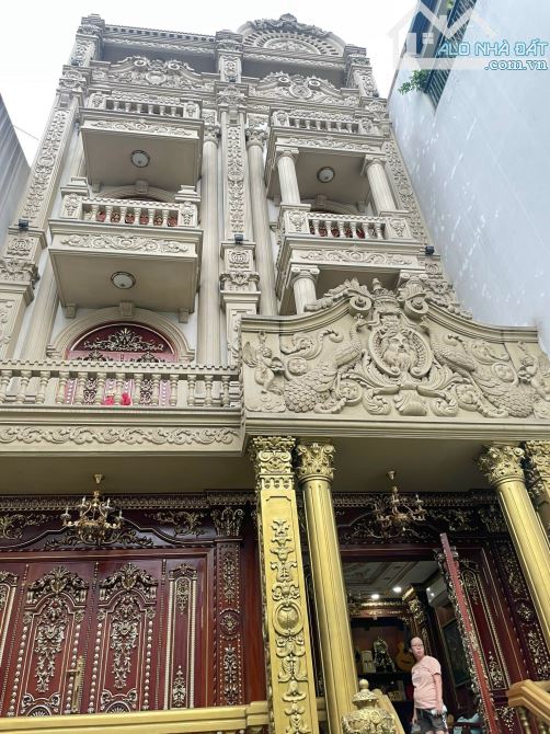 🏰 Biệt Thự Dát Vàng 🏰🔥33 Tỷ🔥 Quận Gò Vấp , DT: 8x22m , Hầm + 5 Tầng+ Thang Máy - 3