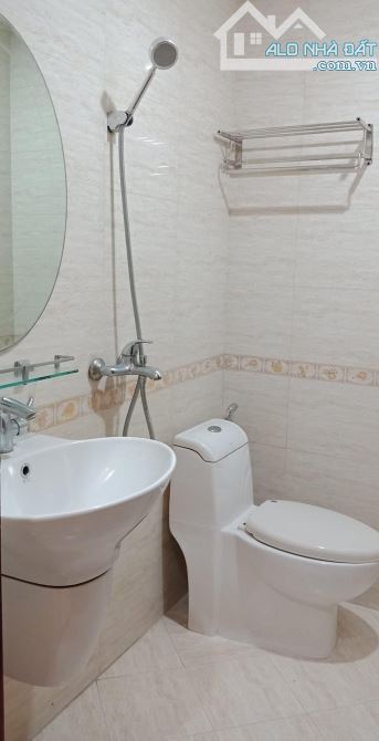 TÒA CĂN HỘ DÒNG TIỀN 1.5 tỷ/n MỚI ĐẸP 20m RA MP XÃ ĐÀN VỊ TRÍ ĐỈNH 100m2 9T MT 5.2m, 30 tỷ - 4