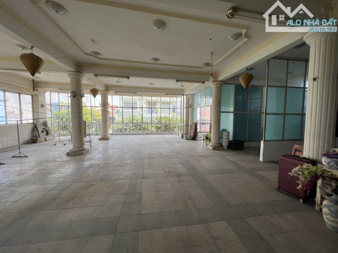 Cho thuê toà nhà gần sân banh Biên Hoà 80tr/t diện tích sàn hơn 1000m2 siêu đẹp kinh doanh - 8