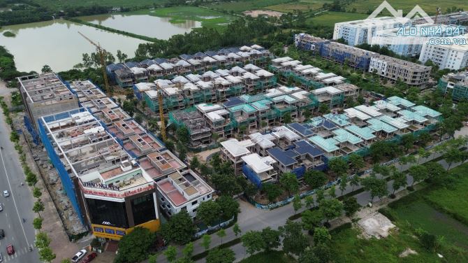Cắt lỗ 1 tỷ cần bán gấp lô liền kề b1.4 lk32 lô 10 dt 100m2, đường 14m kđt thanh hà cienco - 3