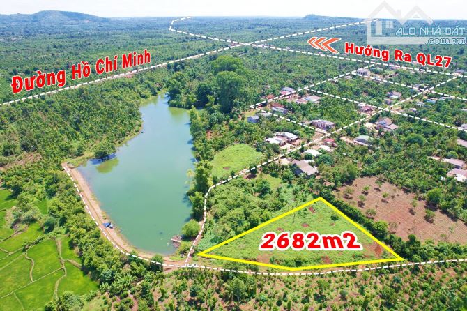 2,6 sào thổ cư 400m2 view hồ cách đường Hồ Chí Minh 300m xã Ea Tiêu Giá 2 Tỷ