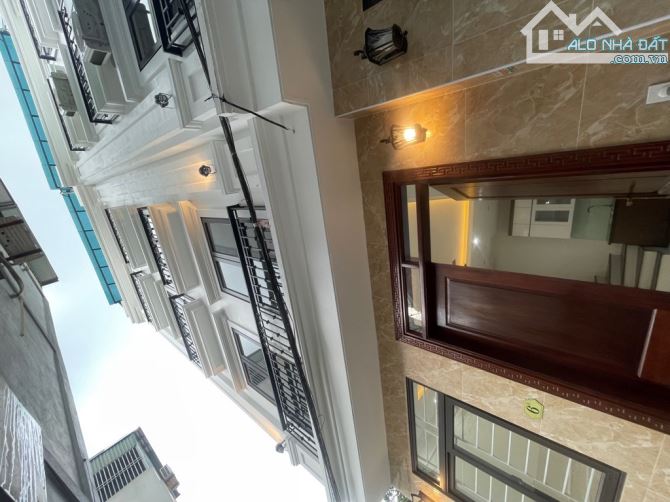 NHÀ MỚI KENG - NGÕ TO RỘNG THOÁNG - GẦN ĐƯỜNG VÀNH ĐAI 3.5,