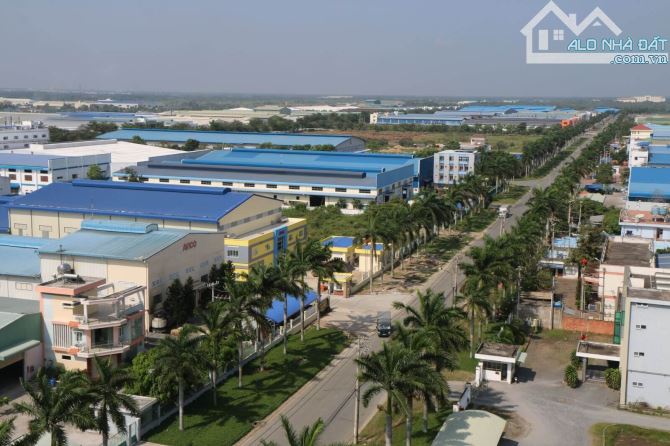 bán xưởng 7700m2 khu công nghiêp hanh phúc .đường tỉnh lô 10 - 1