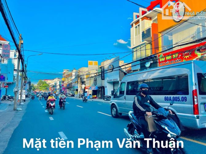 Bán đất 2 mặt tiền đường Phạm Văn Thuận sổ hồng riêng 284m2 giá tốt chỉ 105 triệu/m2 - 1