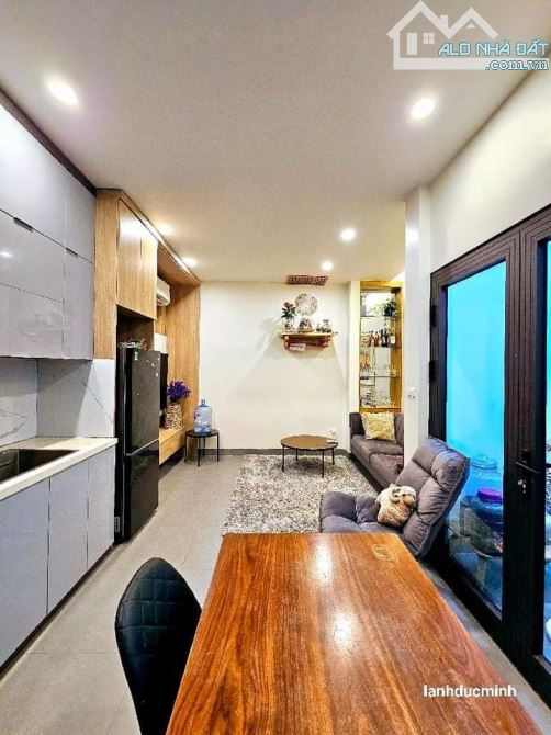 PHỐ VIP HOÀNG CẦU - LÔ GÓC - 2 MẶT NGÕ Ô TÔ TRÁNH - KINH DOANH - NGÕ THÔNG TỨ TUNG.  DT 54 - 2