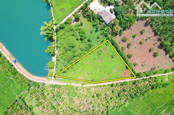 2,6 sào thổ cư 400m2 view hồ cách đường Hồ Chí Minh 300m xã Ea Tiêu Giá 2 Tỷ - 6