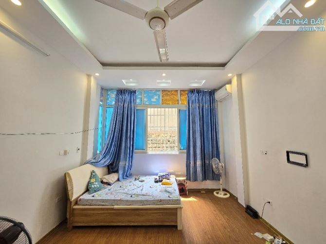 Bán nhà 4 tầng, 39m2, 3 phòng ngủ, Trung tâm Hai Bà Trưng, giáp phố cổ, nhỉnh 5 tỷ - 1