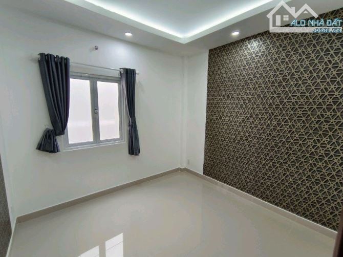Nhà đầy đủ Tiện Nghi chỉ cần xách valy vào ở, Lý Thái Tổ Q.10 – giá 6,5 tỷ - 1