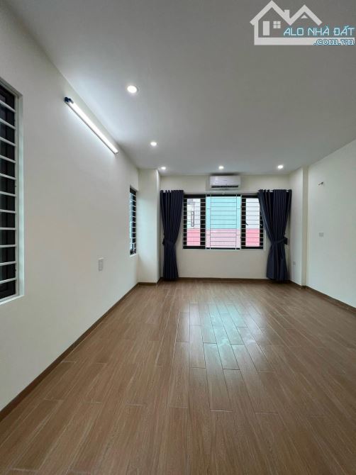 Yên NGHĨA_ KĐT ĐÔ NGHĨA. 3,15 tỷ - 5 tầng. 50m trục chính. Sổ riêng.Cuối KĐT Đô Nghĩa - 2