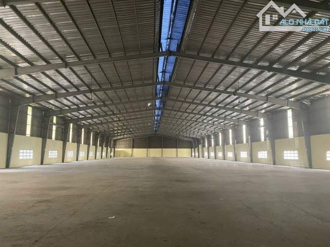 Cho thuê kho xưởng KCN Tân Đức,Đức Hòa, Long An dt xây dựng : 9.000m2 - 2