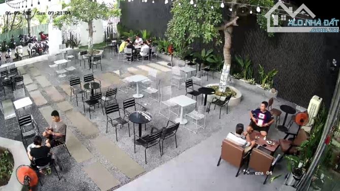 SANG QUÁN CAFE SÂN VƯỜN GẦN LOTTE MART BIÊN HÒA - 2