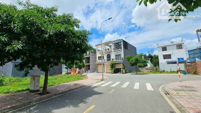 Sang gấp đất KDC Hồng Long, Thủ Đức. Đối diện Vạn Phúc City, 1,790 tỷ - 90m2, sổ sẵn - 3