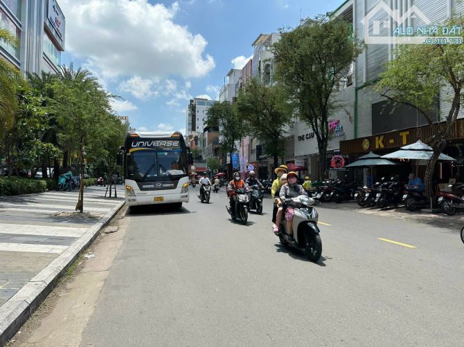 Cho Thuê Nhà Mặt Tiền 684 Sư Vạn Hạnh P.12 Quận 10-4,5x20m( đối diện VạnhạnhMall ) - 3