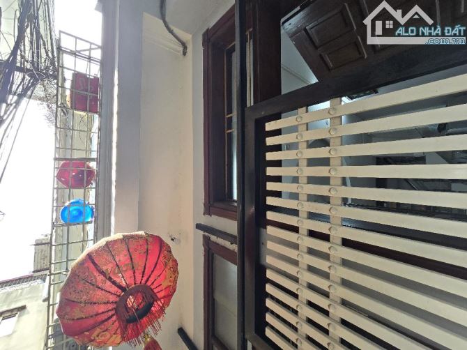 Bán nhà 4 tầng, 39m2, 3 phòng ngủ, Trung tâm Hai Bà Trưng, giáp phố cổ, nhỉnh 5 tỷ - 3