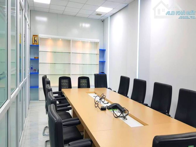 Nhà xưởng MT Võ Thị Thừa Q12, 1300m2, 10PN, 17m, Đ.10m, 1.2ty/n chỉ 3x tỷ - 3