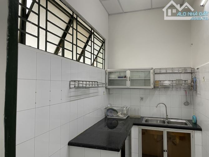 Cần cho thuê căn hộ chung cư 2p ngủ ở 189B Cống Quỳnh, Q1,giá 9tr/tháng - 1