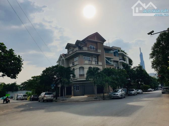 Cho thuê nhà Nguyên Căn An Phú An Khánh Quận 2 đường số 7 TP Thủ Đức 200m2 - 12