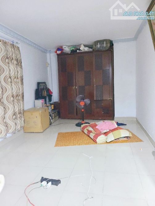 DƯƠNG QUÃNG HÀM – 43MV – 3 PHÒNG NGỦ - HẺM XE HƠI – HƠN 3 TỶ. - 3