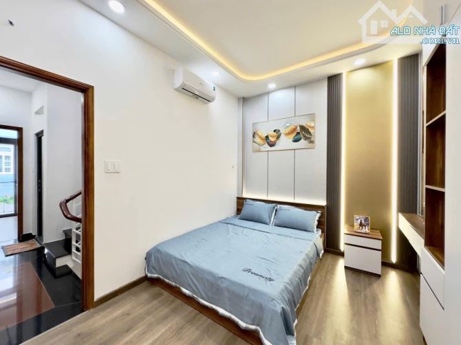 CƠ HỘI ĐẦU TƯ KHU VỰC QUẬN 10 70m2/3tỷ370 84 Hoà Hưng , phường 13 , quận 10 SHR - 5