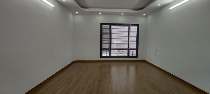 BÁN NHÀ LÔ GÓC, PHÂN LÔ ĐỒNG BỘ PHỐ QUANG LÃM, Ô TÔ, 5M RA PHỐ 35M2 CHỈ HƠN 3 TỶ - 5