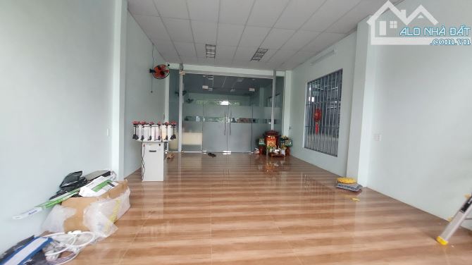 Cho thuê xưởng 3200m2 Hố nai 3. Trảng Bom. Đường Hoàng Văn Bổn - 6