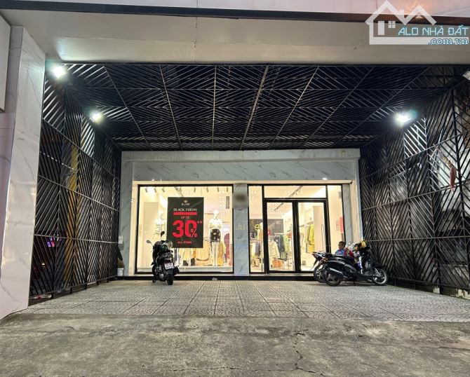 BÁN NHÀ MẶT TIỀN LÊ VĂN VIỆT - KINH DOANH ĐA NGÀNH NGHỀ - 188M2.