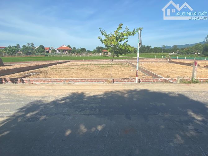 Bán nhanh lô đất 230m2 - giá 590tr - 1