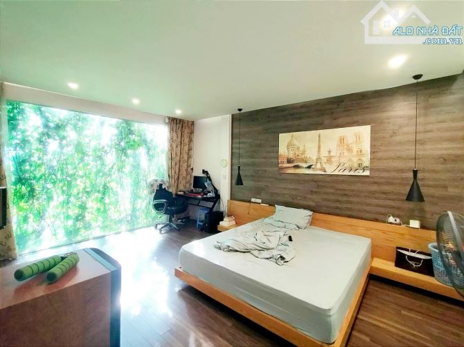 View Ngã 4 Nguyễn Văn Huyên, Mặt Ngõ Kinh Doanh, 70m2, 5 Tầng, Cạnh Công Viên, Oto Tránh - 2