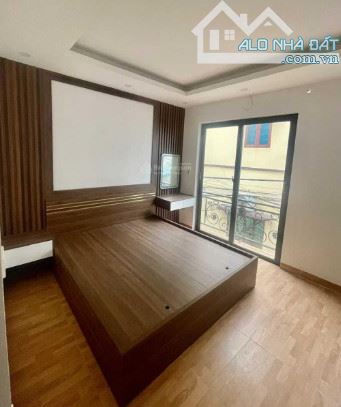 Nhà 3 tầng 38m² gần Hà Đông có sân và khu để xe giá chỉ từ 1,75 tỷ - 2