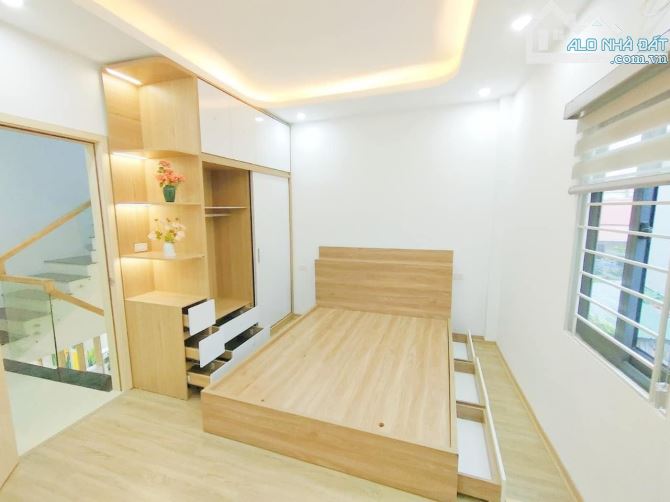 HOA HẬU CẬP BẾN NHÀ 3 TẦNG 100M2 GIÁ CHỈ 3,25 TỶ CÓ THƯƠNG LƯỢNG NỘI THẤT CƠ BẢN - 2