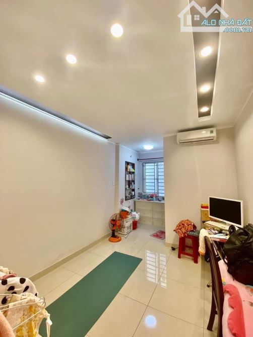 Nhà Điện Biên Phủ, p10, Quận 10, DT 80m2, 4 tầng mới, nhỉnh 8 tỷ - 2