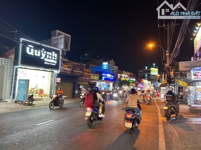 BÁN NHÀ MẶT TIỀN LÊ VĂN VIỆT - KINH DOANH ĐA NGÀNH NGHỀ - 188M2. - 2