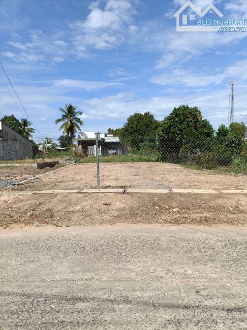 BÁN LÔ ĐẤT BIỆT THƯ VƯỜN KHU DÂN CƯ  1233M2 (24MX50M) CÓ SẴN 150M2 THỔ CƯ CHỈ 1TY6 - 3