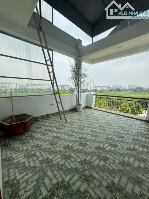 Bán nhà Kiến Hưng, Hà Đông, 50m2, 5 tầng, phân lô, ô tô, vỉa hè kinh doanh tốt.,