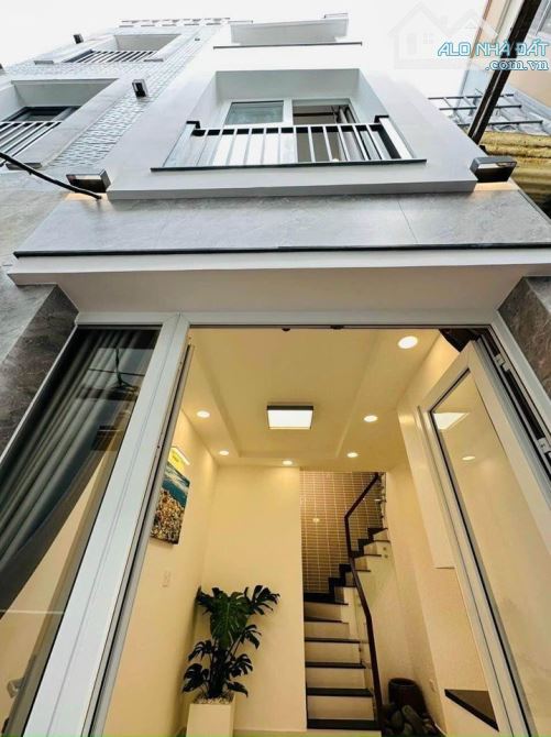 Nhà hẻm thông vài bước ra MT Đoàn Thị Điểm,P1,Phú Nhuận 49m2/2Ty460 3PN, bao sổ. thuê 16tr