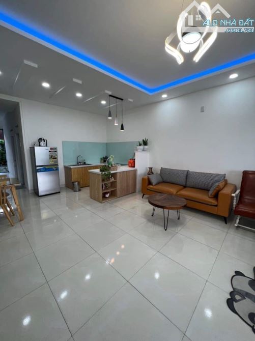 Bán nhà TDC Hòn Rớ 2 diện tích 100m2 vị trí đẹp view sông Quán Trường - 1