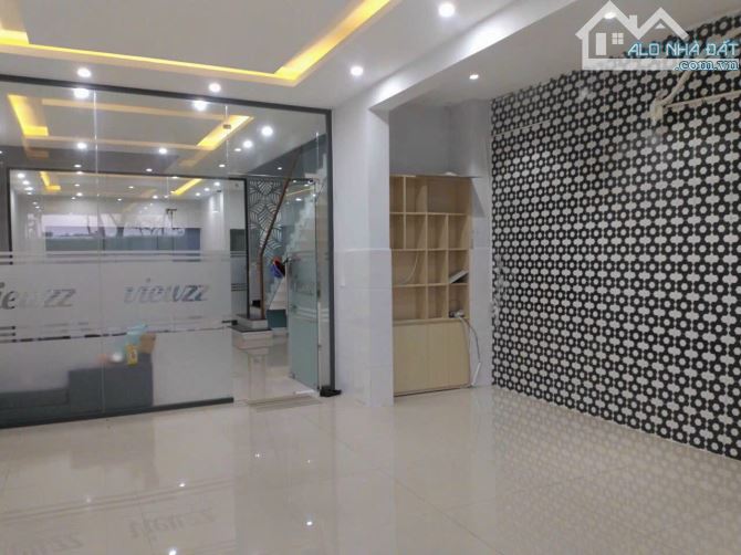 Nhà Cho thuê, 125m2, 4 tầng,đ.Nại Nam, Hải Châu 27 triệu/tháng - 2