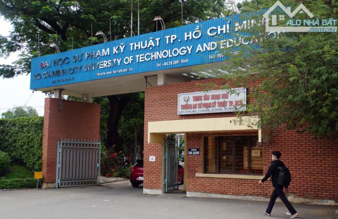 Bán nhà ngay trường đại học Sư Phạm Kỹ Thuật TPHCM, chiều rộng bề thế gần 7 mét hiếm có - 4