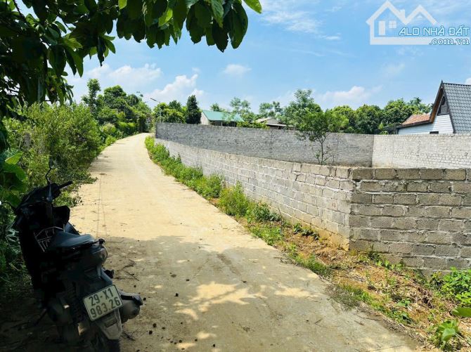 BÁN GẤP LÔ ĐẤT BÁM HỒ CÓ DT 481m2 GIÁ RẺ CHỈ HƠN 1 TỶ VIEW NÚI VÀ HỒ CỰC ĐẸP - 4