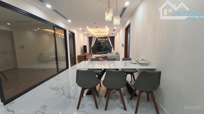 Cho thuê căn hộ full đồ, còn mới, 113m2, 2 + 1 PN Sunshine Center 16 Phạm Hùng, giá 20tr