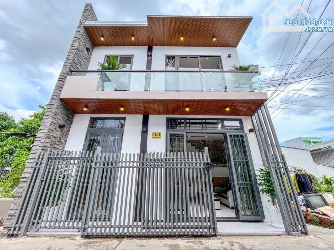 6x6,6=39m2 Sổ Hồng Hoàn Công Nhà Trệt Lầu H.44 Cách Mạng Tháng 8,Ninh Kiều TPCT Giá 2tỷ550