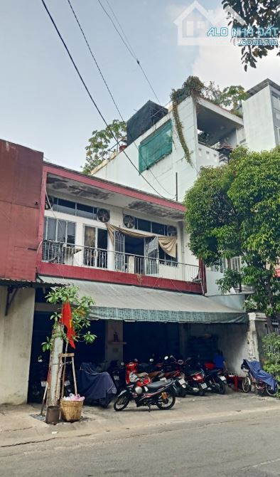 Cần bán căn nhà cấp 4 hẻm 10m đường Nguyễn Trọng Tuyển, Phú Nhuận. DT 13 x 28m. Giá 53 tỷ - 1