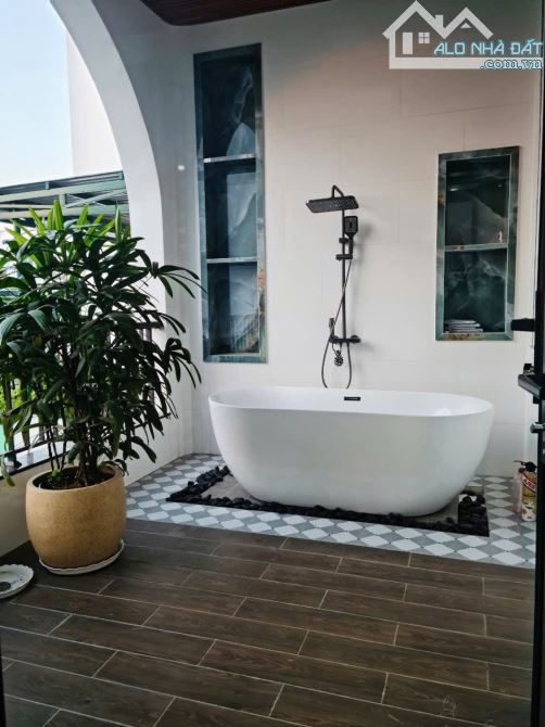 VILLA SIÊU ĐẲNG CẤP TẠI TRUNG TÂM THÀNH PHỐ NHA TRANG CO HỒ BƠI TRONG NHÀ - 1