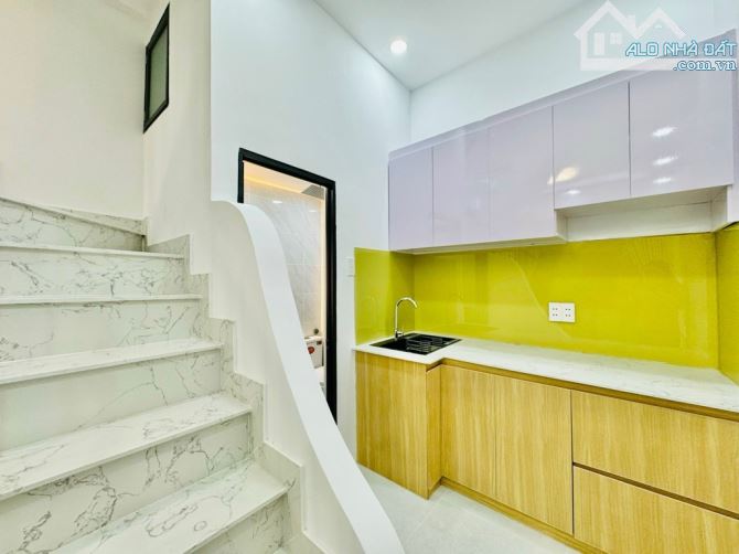 PHẠM VĂN CHIÊU - SÁT MẶT TIỀN - TẶNG NỘI THẤT - NHÀ ĐẸP LUNG LINH - CHỈ 3.1 TỶ - 3