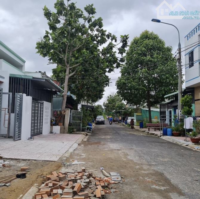 Bán Gấp Nhà 1 Trệt 1 Lửng Mới Xây Đúc Kiên Cố Ngay KDC Lavender, Gần Ngã 3 Bình Ý - 3